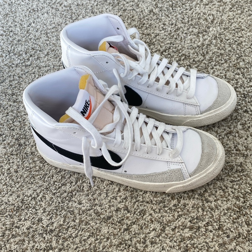 Nike blazer mid 77